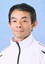 伊藤　　雄二
