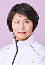 森岡　　まき