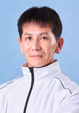 前野　　竜一