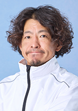 石塚　　久也