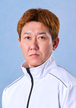 萬　　　正嗣
