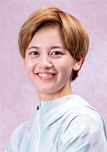 下野　　京香