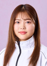 平川　　香織