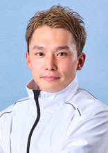 村松　　栄太