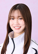 武井　莉里佳
